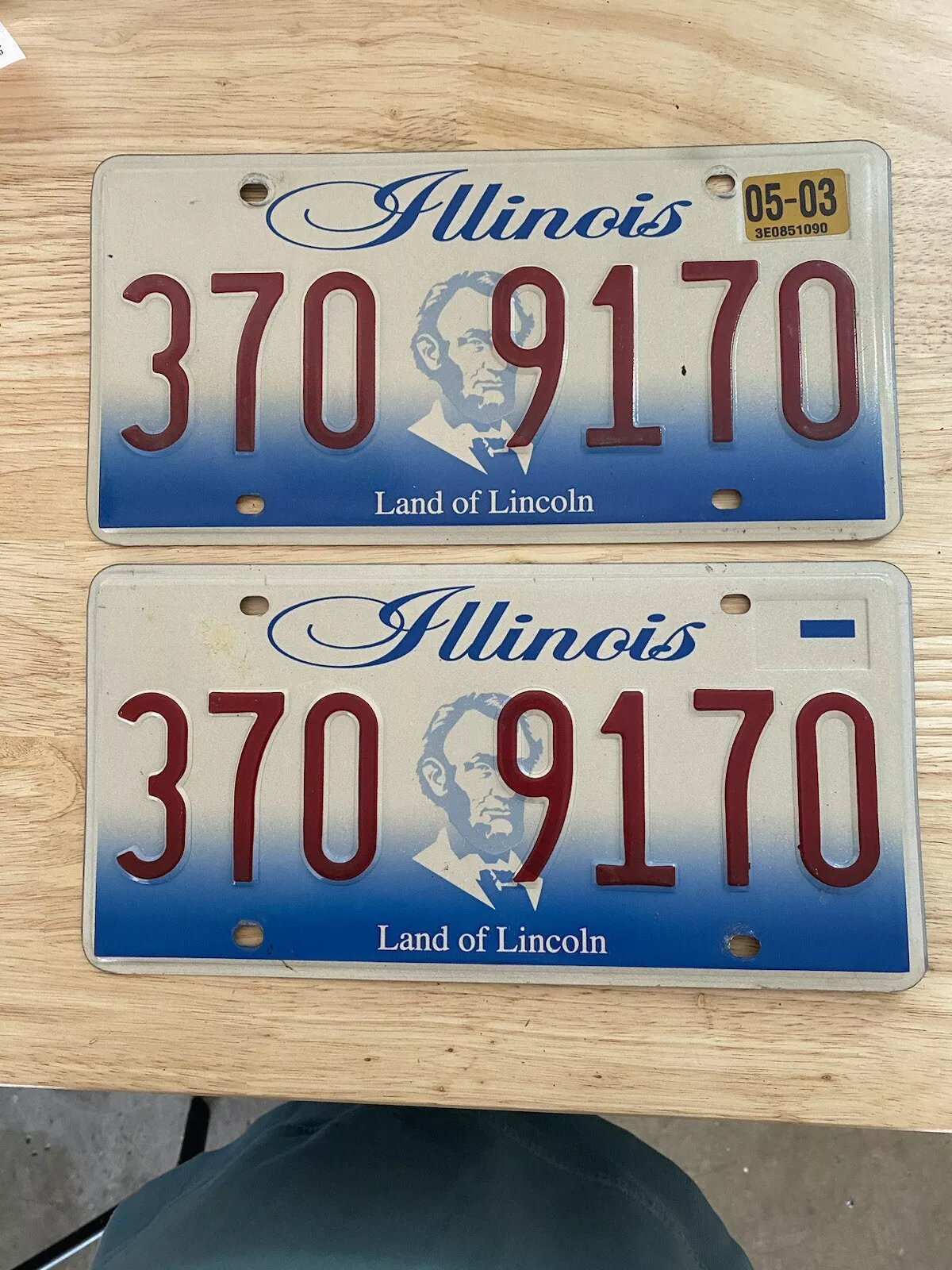 Picture 1 of 2