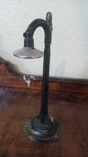1950's Marx automatic signal train light post