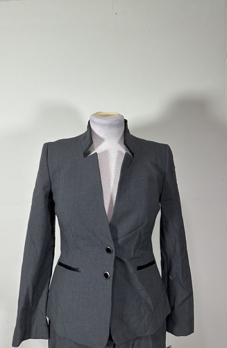 Conjunto de traje chaqueta pantalón manga larga color gris Tahari para mujer talla 2P - Imagen 3 de 10