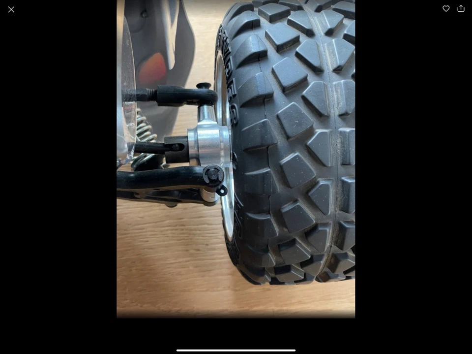 FG Stadium Truck Messe Ausstellungsstück Aufwendig Lackiert Ohne RTR Benzinmotor - Bild 3 von 4