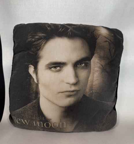Twilight Saga New Moon Edward Jacob Pillow Vintage Movie Promo Vampire Werewolf