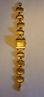 RADO Watch for Women RADO Bracelet Watch For Very Small Wrist Only It Runs