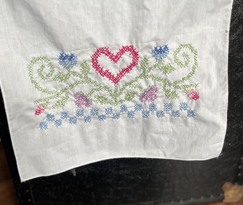 Handcrafted Hearts Dresser Scarf Embroidered