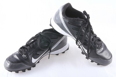 nike football cleats size 6