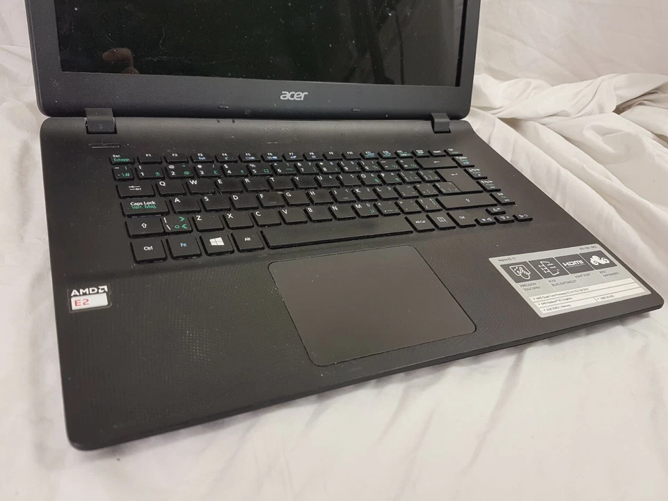 Acer N15C4 Laptop parts repair good screen - Image 2 of 4