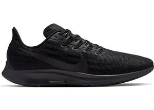 nike pegasus triple black