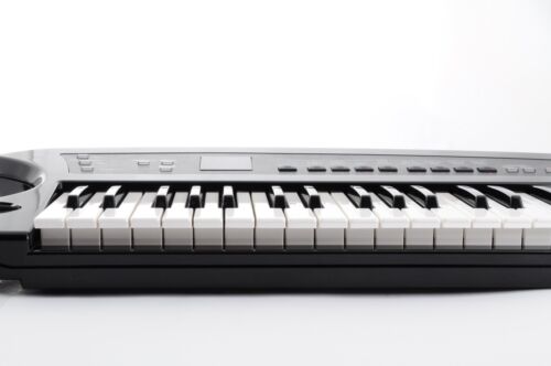 Roland AX-Synth Keyboard Synthesizer Z8C4025 schwarz mit Netzteil - Bild 6 von 19