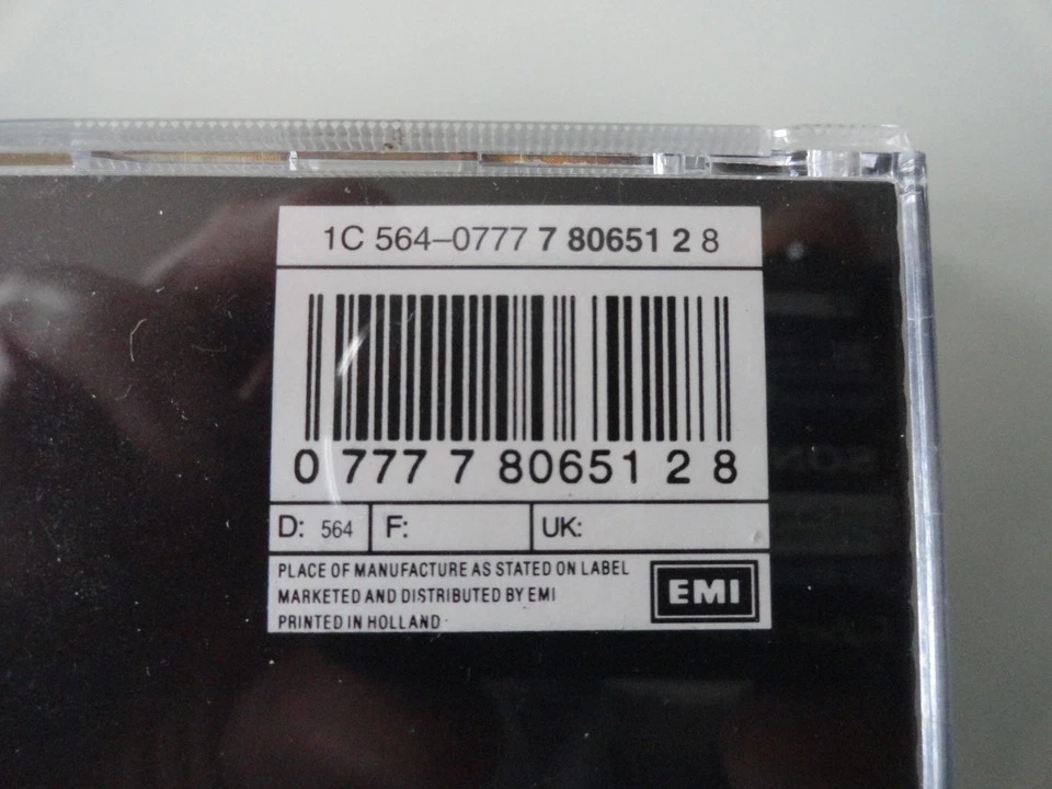 Running Wild "  PILE OF SKULLS" CD 1992 EMI Holland - Bild 3 von 4