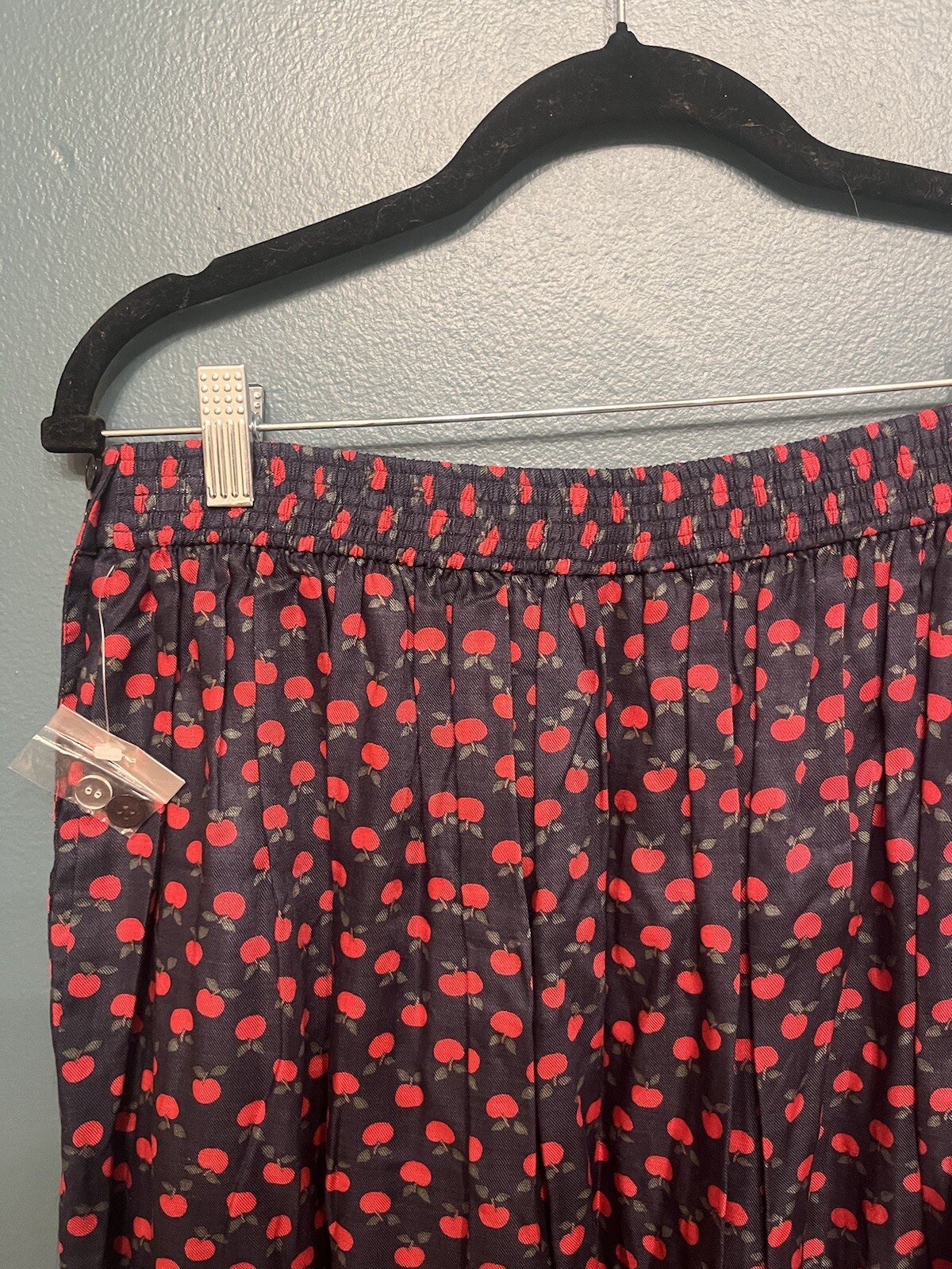 Picture 3 of 4