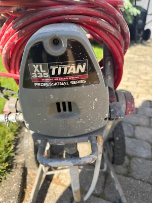Titan xl335 Paint Sprayer