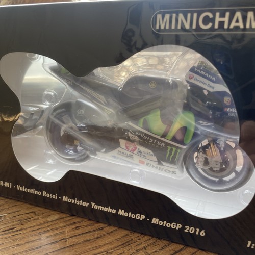 Minichamps 1/12 122 163046 Yamaha YZR-M1 Valentino Rossi Movistar MotoGP 2016 - Picture 3 of 7