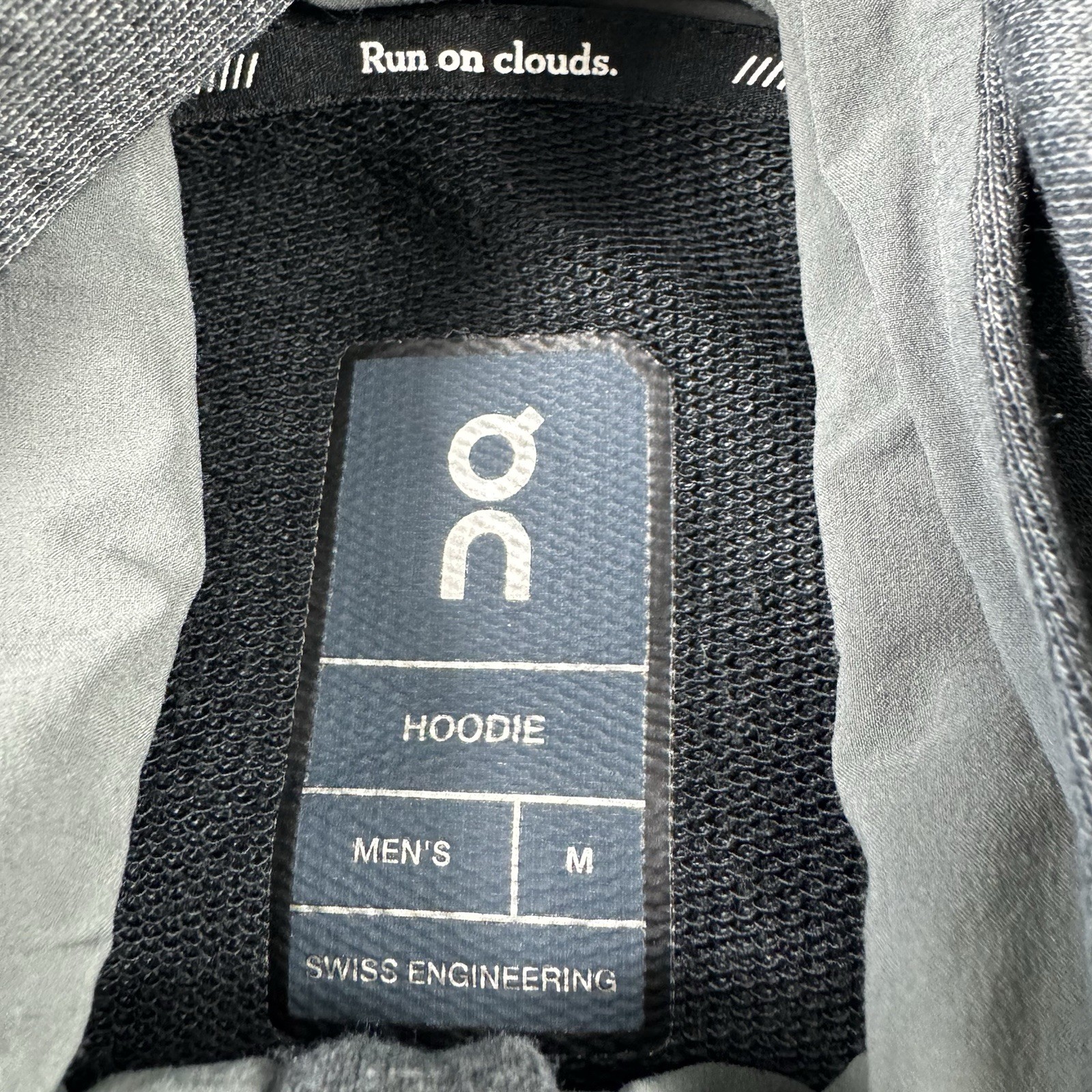 On Running Technical 1/4 Zip Pullover Hoodie Gray… - image 3