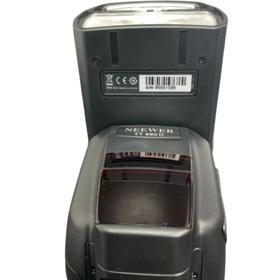 Neewer TT600II Camera Flash Speedlite E-TTL Hot Shoe Mount 6193 - Image 3 of 4