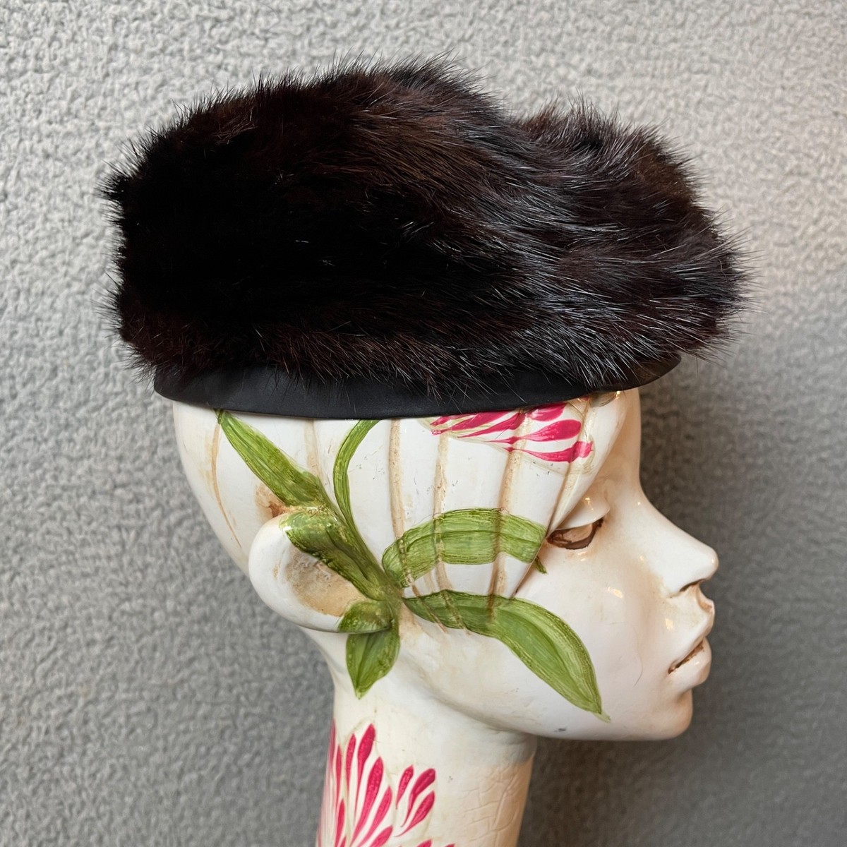 Vintage Gertz Long Island Genuine Mink Fur Pillbox Hat Brown Red Satin Lining Vintage Mink Fur Pillbox Hat Made by Coralie 1950s - Etsy main image 4