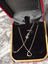  9ct, 375 Vintage Yellow Gold Diamond Heart Floating Necklace on 18" Chain. 