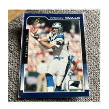 Score 2000 Wesley Walls Carolina Panthers #30 Football NFL Card