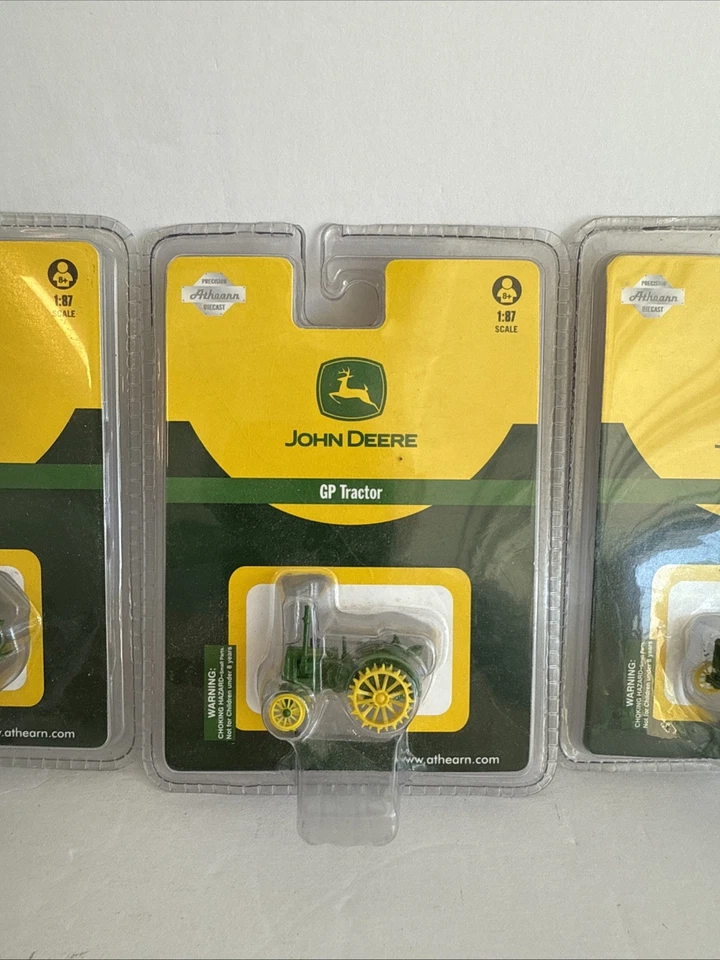 John Deere Athearn 1:87 HO Scale 4 Tractor Set - BRAND NEW - Image 3 of 4