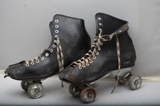 Vintage Roller Derby Street King Outdoor Roller Skates Black Metal Wheels 10.5in