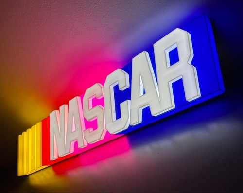 NASCAR Daytona Lighted Sign Movie License Plate Sign Vintage Cars Racing Logo - Picture 2 of 9