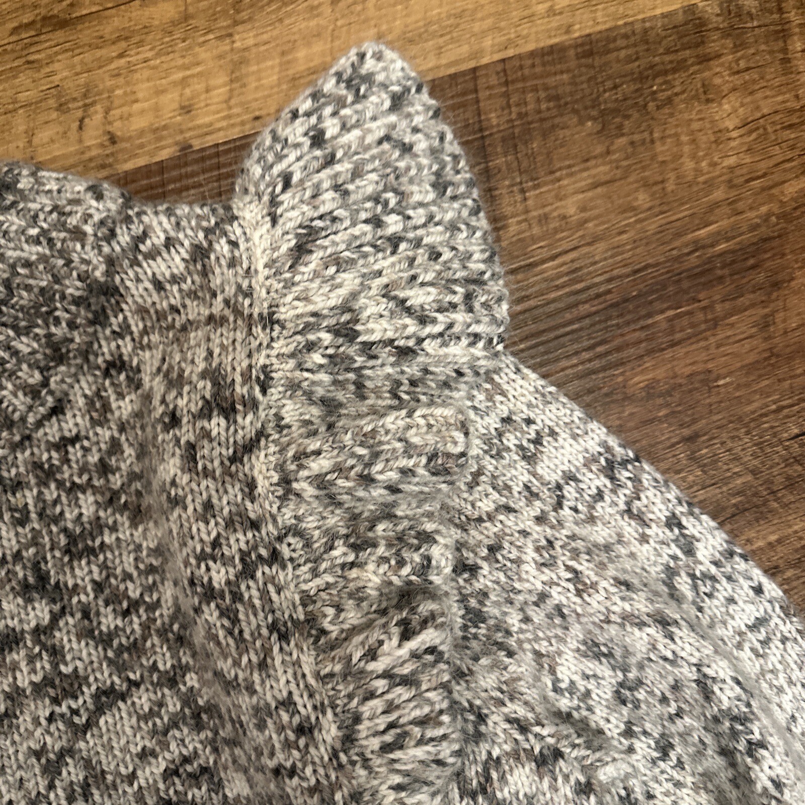 Universal Thread Ivory Gray Pullover Sweater Ruff… - image 3