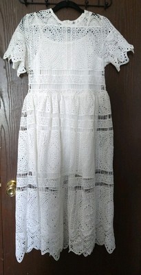 chicwish crochet dress 3D Crochet Rose Sleeveless Open-Knit Dress in Ivory for Afternoon Tea & Garden Party White S-M