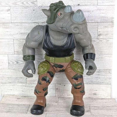 ジャイアント　タートルズ Amazon.co.jp: Playmates Toys ティーンエイジ・ミュータント