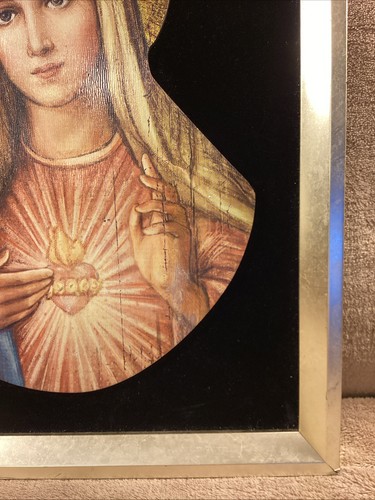 Immaculate Heart Of Mary Wood On Velvet Framed Picture 12” X 16” - Picture 4 of 8