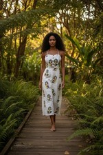 Farm Rio Bahia Girls Embroidered Tropical Midi Dress Size S NWT Linen Bananas