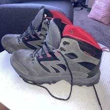 Hi Tec Montrose Water Proof MDT-Mens Boots in Charcoal/Grey/Ref