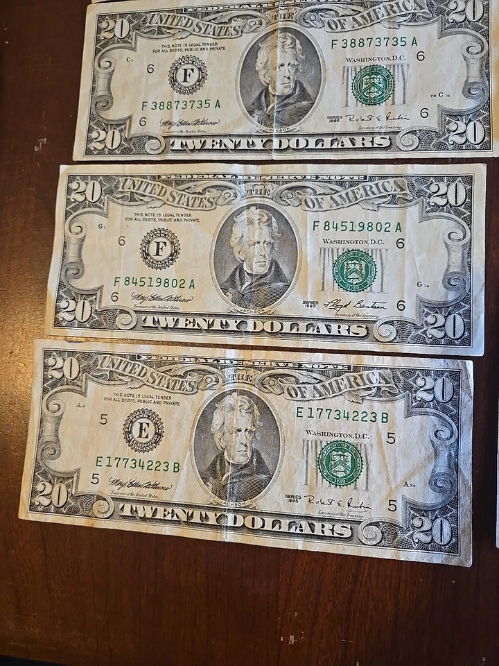 $20 Dollar bills 1990 and 1995 Lot of 8 Old design small face Circulated - Image 3 of 4