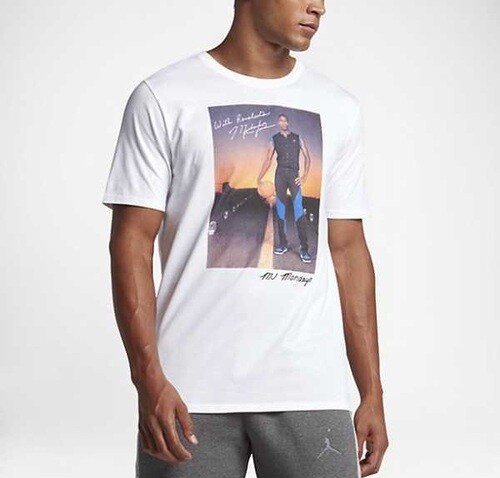Tシャツ・カットソー Nike Jordan Mens Seoul T-Shirt HQ0390-100 Nike Air Jordan Men's Size 2XL Basketball T-Shirt 801603 100