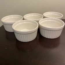DOWAN SET OF FIVE RAMEKINS WHITE
