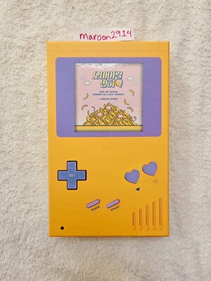 OH MY GIRL バナナ OH MY GIRL Banhana Pop-Up Album Banana Allergy Monkey Yellow - No