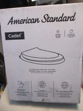 American Standard Cadet Slow-Close Round White Toilet Seat 1005-428-066, RL1680