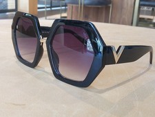 Louis Vuitton Sunglasses Women Oversized Black Purple Lenses "Free Shipping 