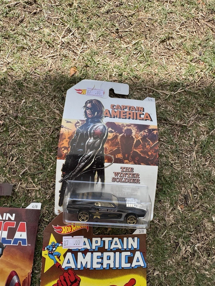 Ford Mustang Mach 1 2016 Hot Wheels Capitán América #2 '70 rojo metálico/sin usar, en caja Foto 4 de 4