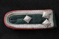 German WWII Heer NCO Artillery Shoulder Board &ndash; Single &ndash; Excellent