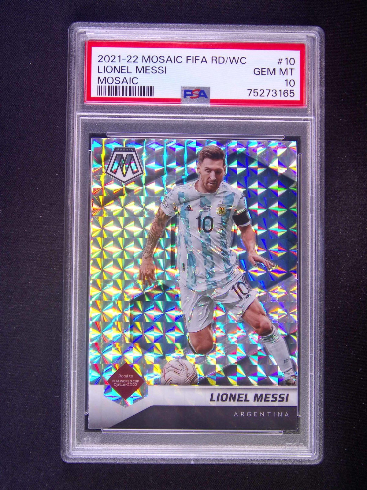 2021-22 Panini Mosaic FIFA World Cup Lionel Messi #10 Silver Mosaic Prizm PSA 10