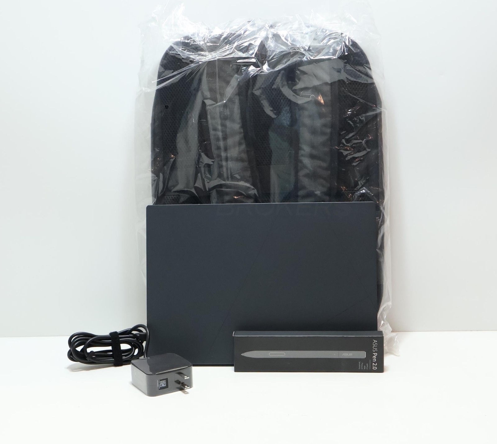 ASUS UX8406MA-DS76T, 14-Inch Laptop, with Intel Core Ultra 7