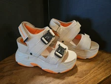 Anthony Wang Platform Sandles Sz 9