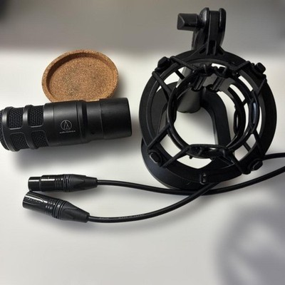 Audio-Technica AT2040 Dynamisches Mikrofon 4er Set, Aufnahme/Streaming, gebra...