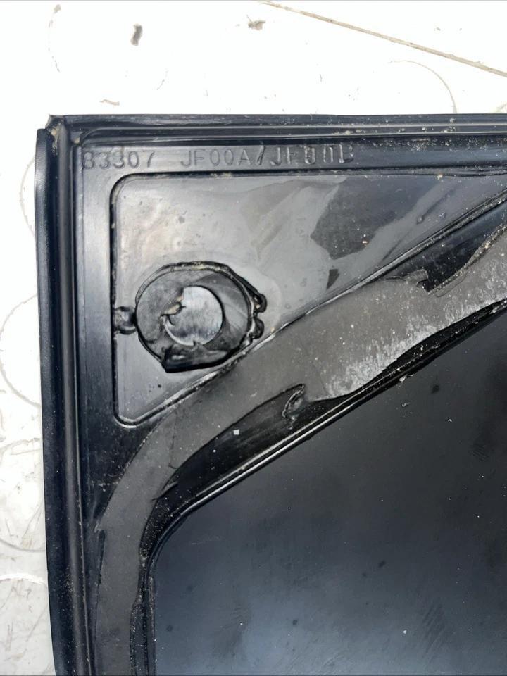 NISSAN GTR R35 LH 2012-2023 CUARTO TRASERO IZQUIERDO CRISTAL VENTANA OEM Foto 3 de 4