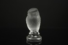 Lalique France - Oiseau cristal satiné signé - Sculpture animalière années 1970