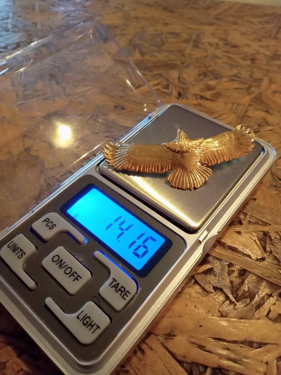 Solid brass, head carving, medium eagle, 18k gold… - image 5