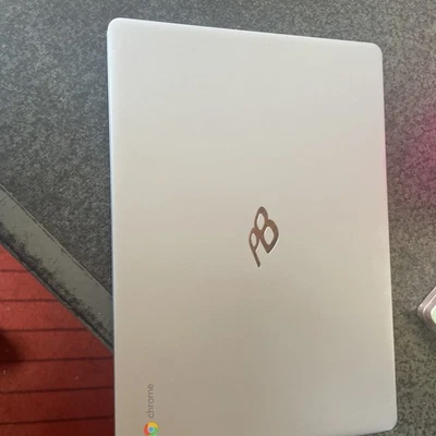 pc portable packard bell chromebook 314 - Photo 1/4