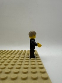 LEGO Town twn101 Mannequin Groom Grand Emporium Minifigure 10211
