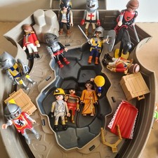 Play Moble Castle In Sheild