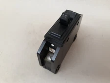 Federal Pacific Noark FPE NQ11015 Quicklag Circuit Breaker 1P 15A 120V Type NQ