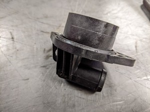 Crankcase Vent Valve For 12-13 Jeep Wrangler  3.6 68083202AC