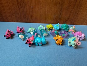 18 hatchimals zebra, narwhal, porcupine, hippo, elephant, fox, dogs, cats, birds